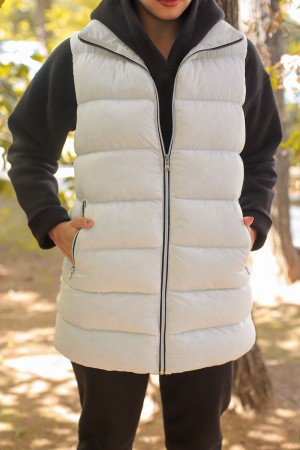White Zippered Inflatable Vest